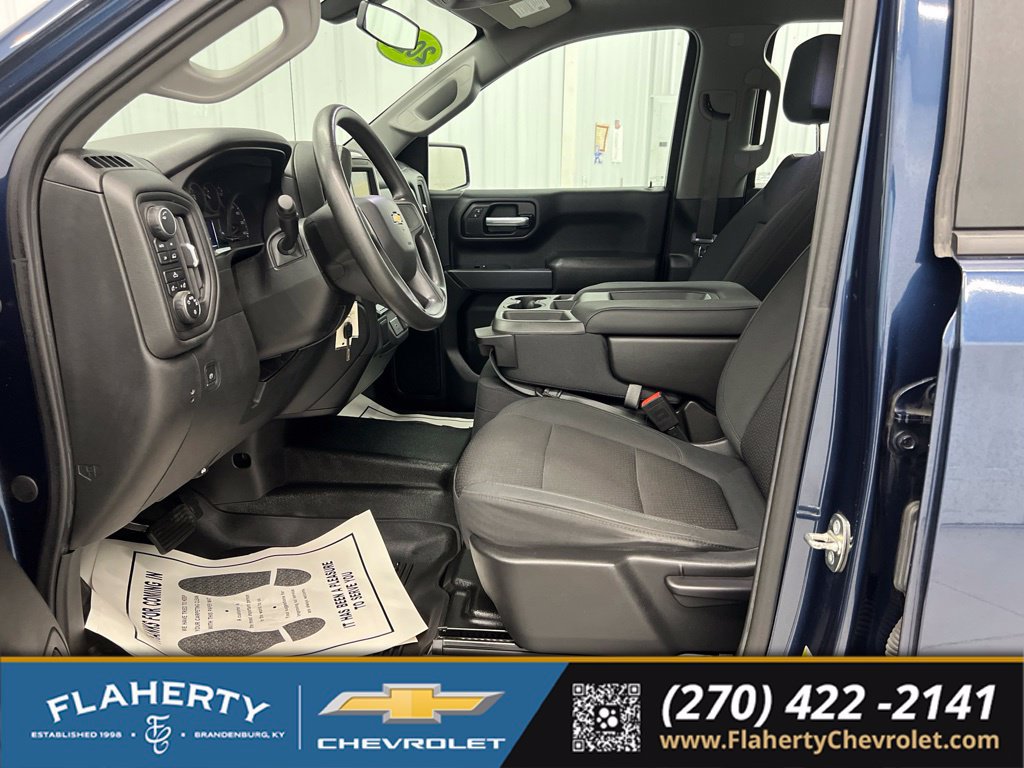 Used 2020 Chevrolet Silverado 1500 W/T w/ Trailering Package AWD/4WD image 9