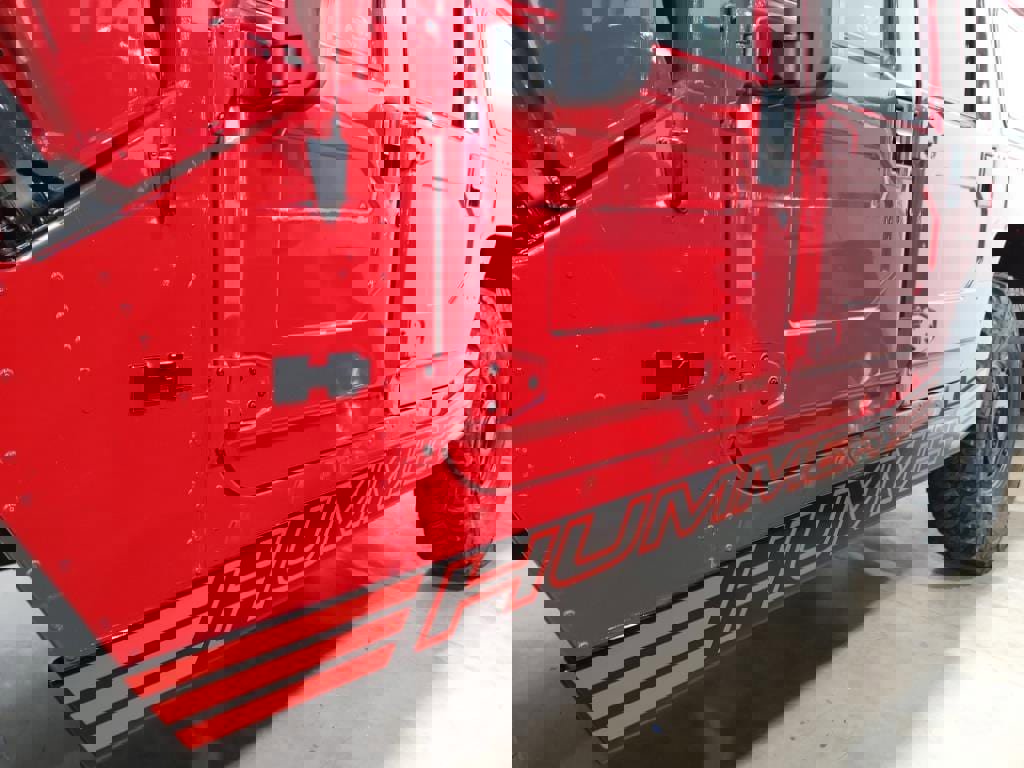 Used 2004 HUMMER H1 4-Door Wagon image 8