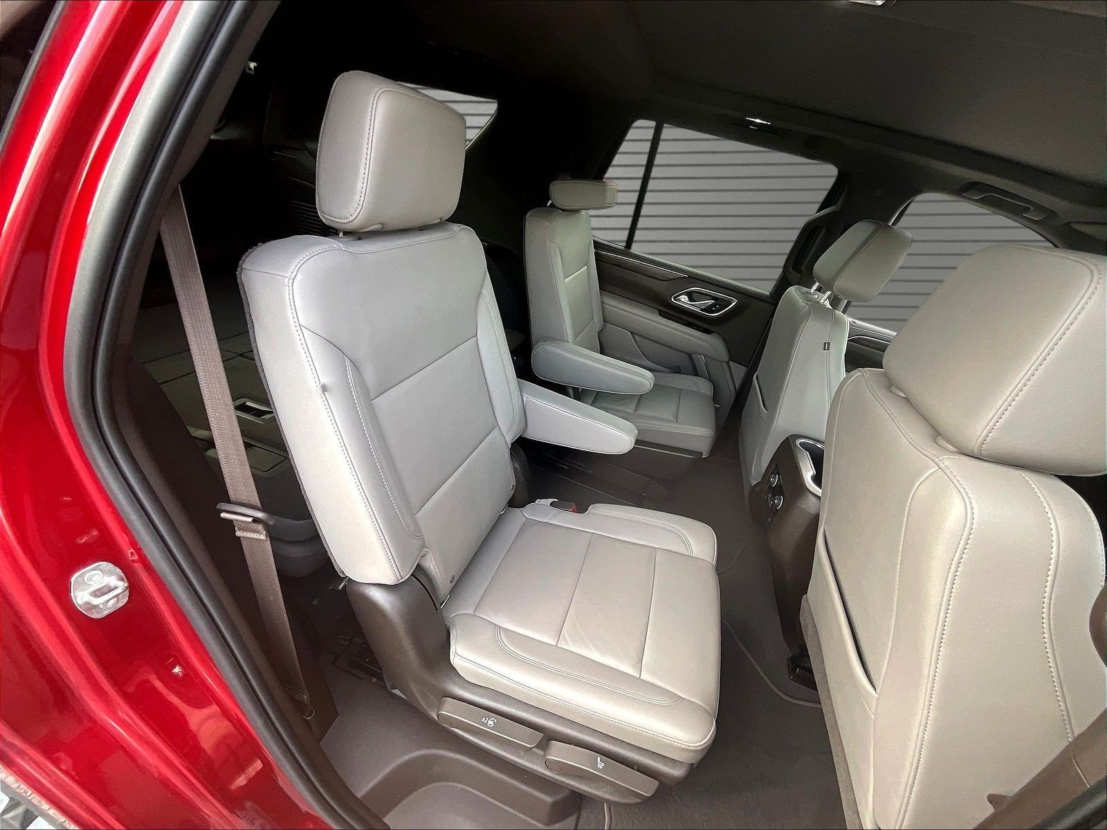 Used 2021 Chevrolet Tahoe Z71 AWD/4WD image 24