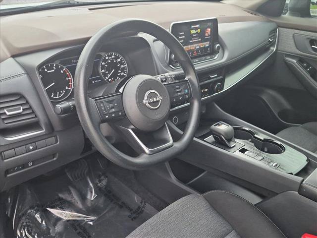 Used 2023 Nissan Rogue SV FWD image 10