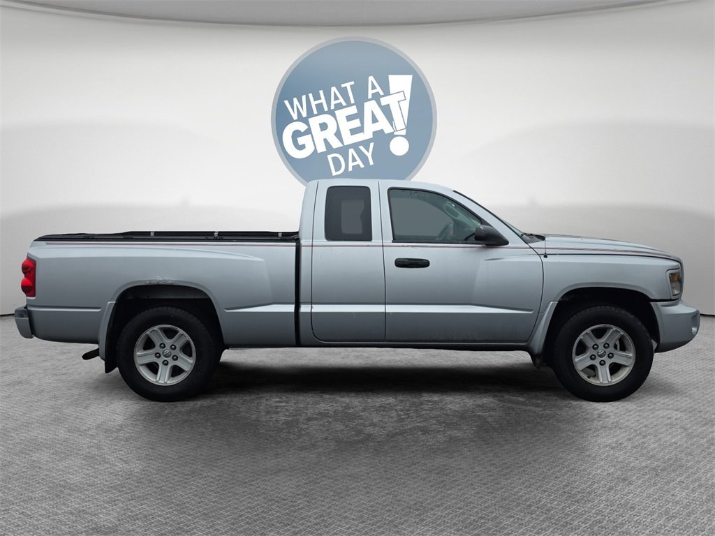 Used 2010 Dodge Dakota Big Horn w/ Convenience Group image 2