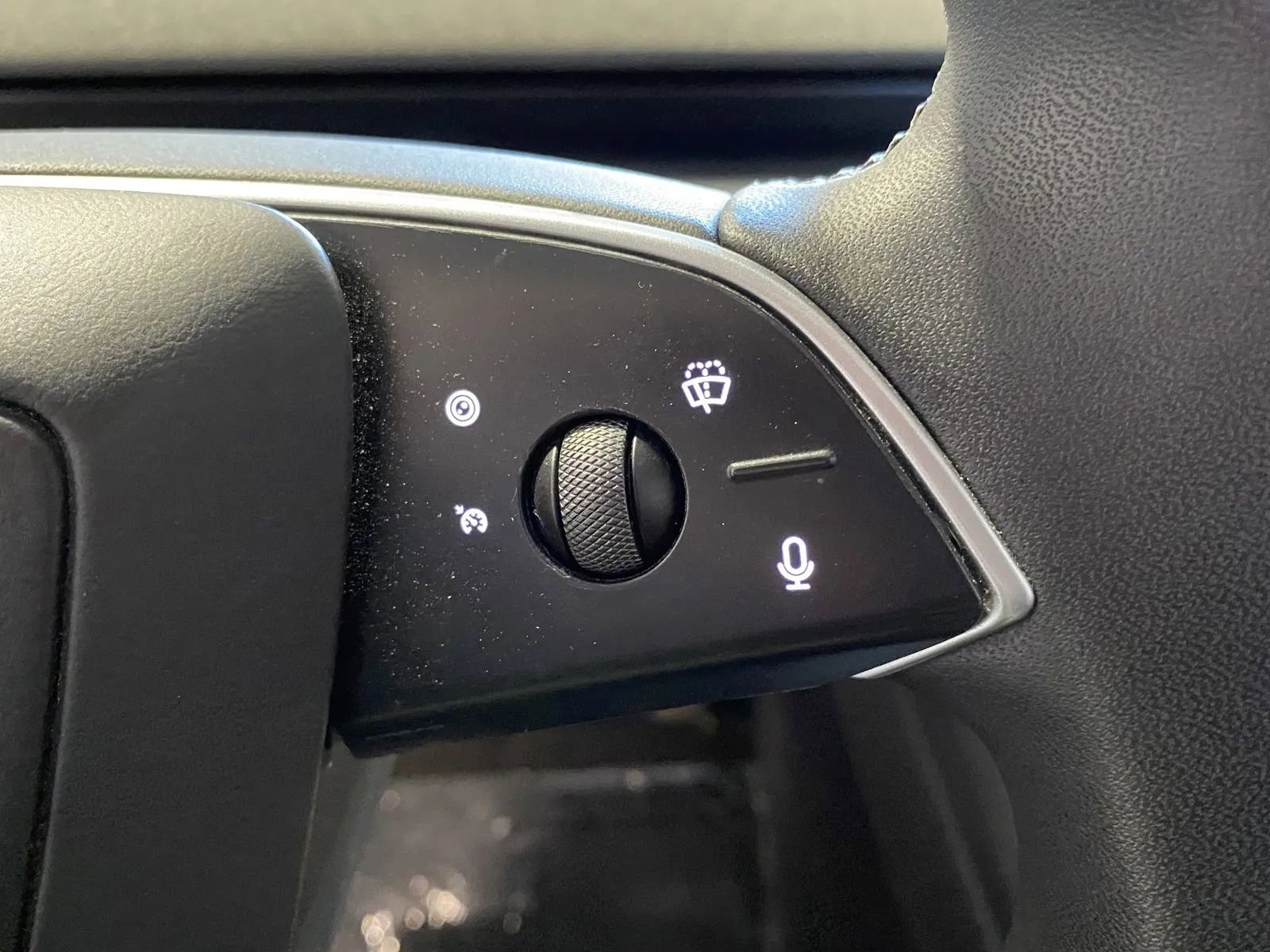 Used 2024 Tesla Model 3 image 17