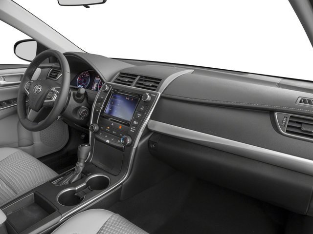Used 2017 Toyota Camry SE w/ Moonroof Package FWD image 20