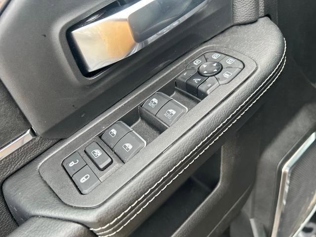 Used 2025 RAM 2500 Laramie w/ Sport Appearance Package image 21