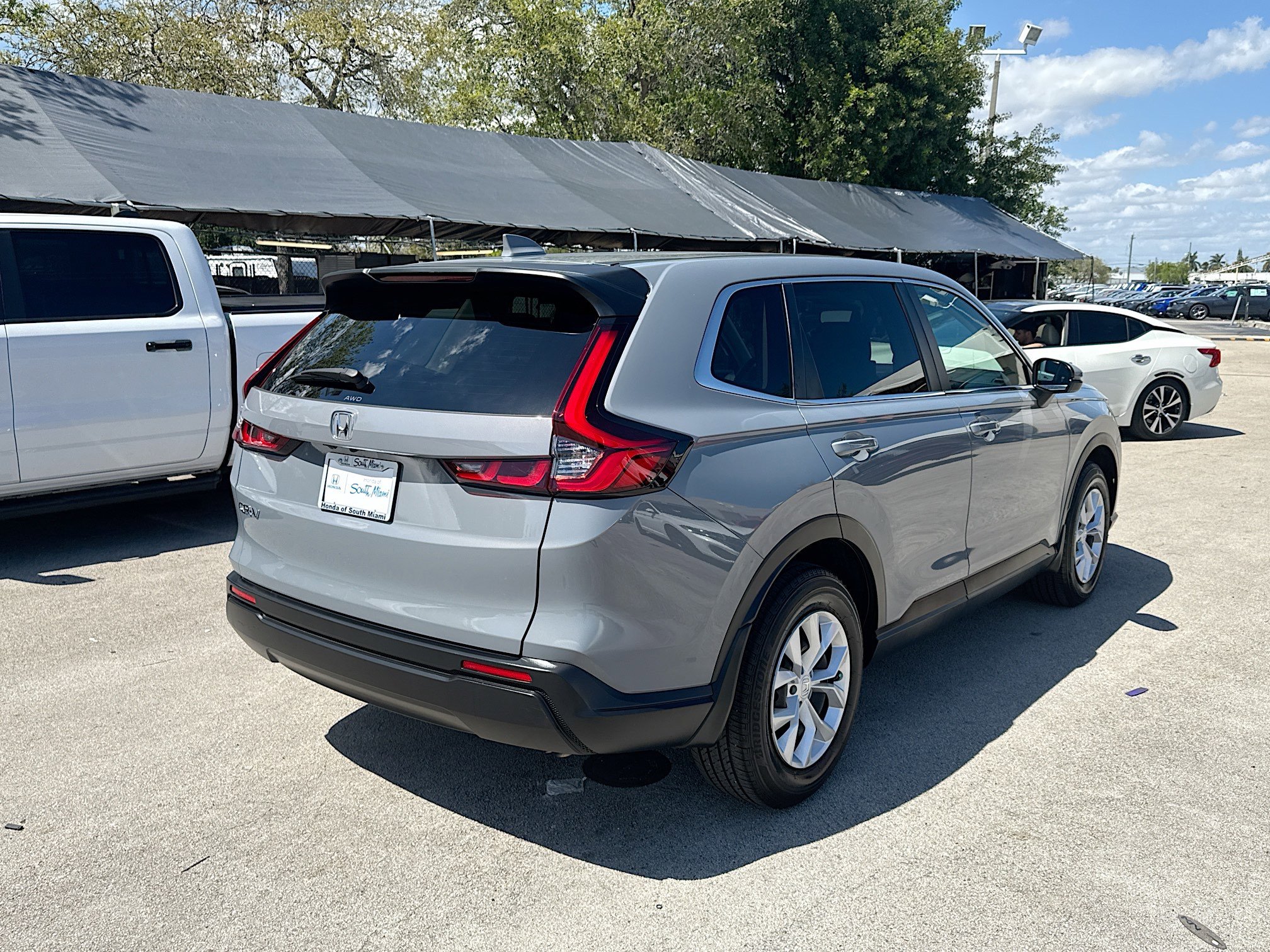 Used 2025 Honda CR-V LX image 7