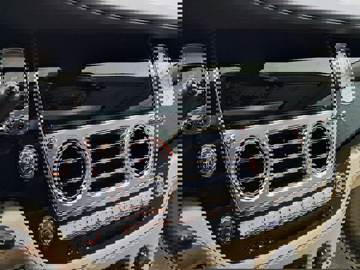 Used 2011 Rolls-Royce Ghost image 20