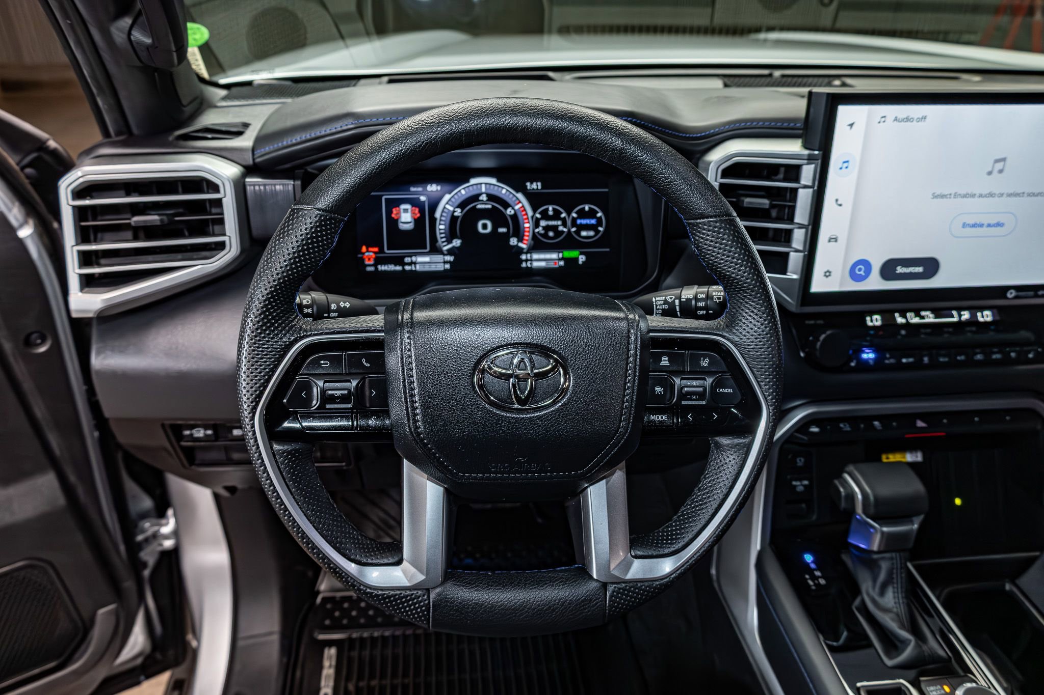 Used 2024 Toyota Sequoia Platinum image 16