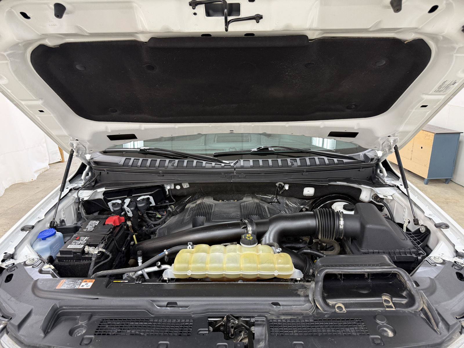 Used 2021 Ford Expedition Limited AWD/4WD image 39