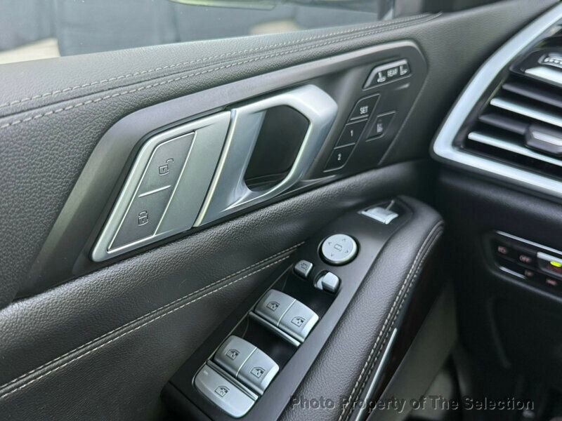 Used 2021 BMW X7 xDrive40i image 50