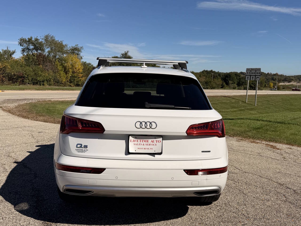Used 2019 Audi Q5 2.0T Premium Plus w/ Premium Plus Package AWD/4WD image 4