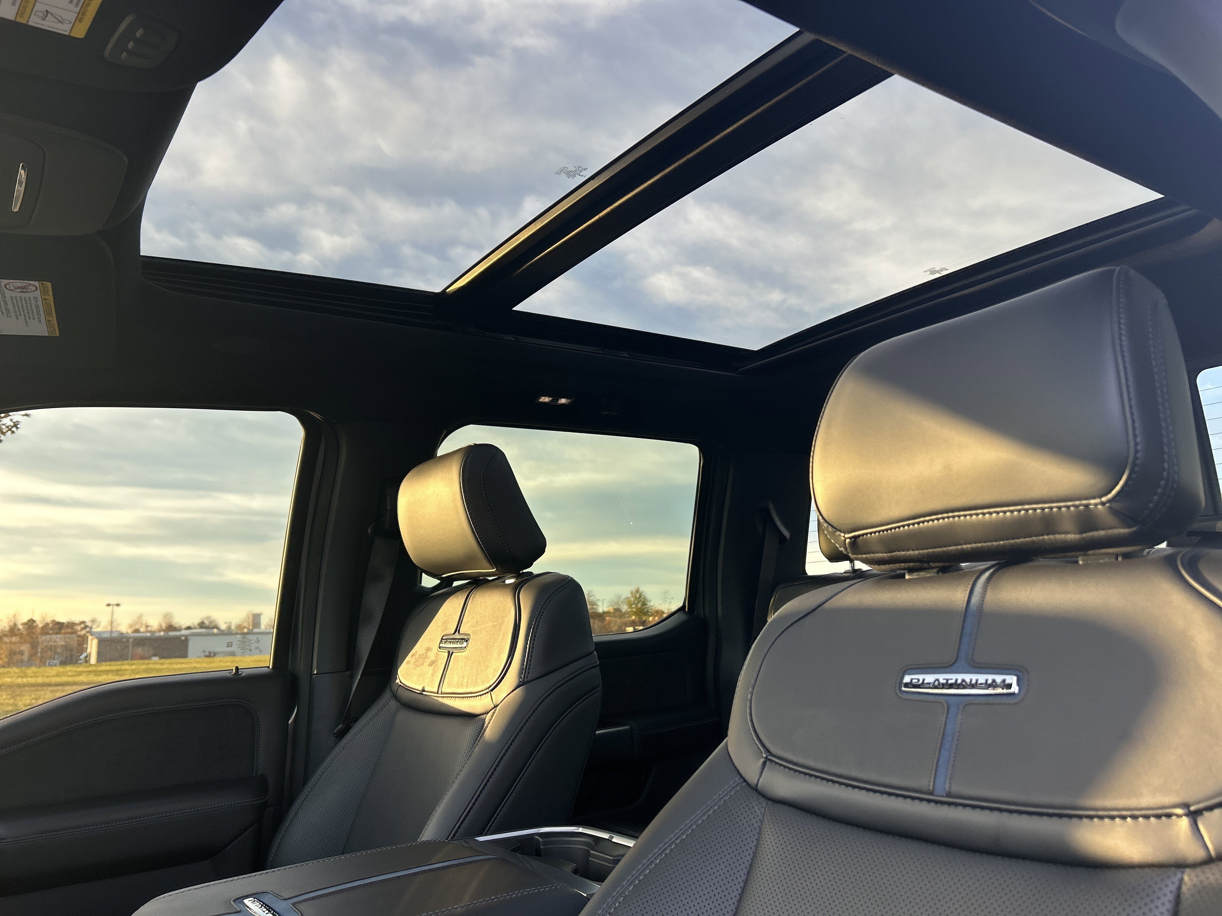 Used 2025 Ford F450 Platinum image 11