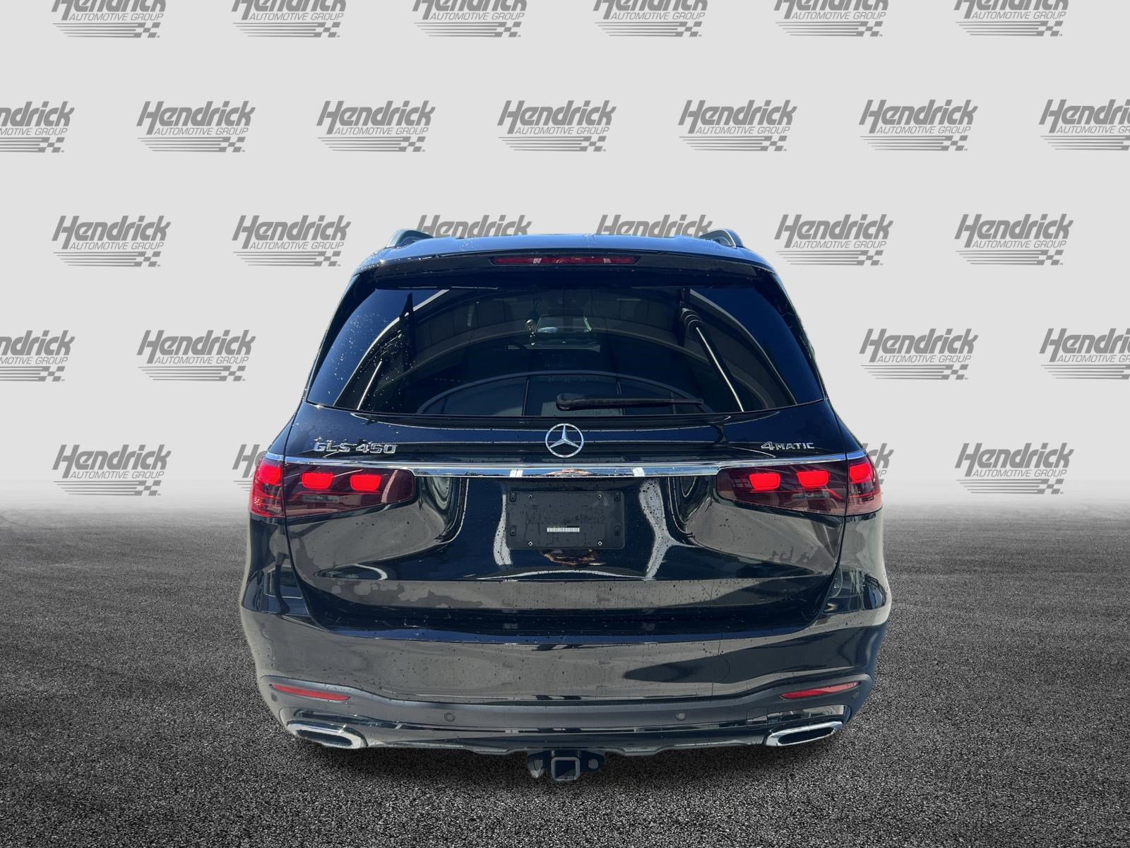 Used 2024 Mercedes-Benz GLS 450 4MATIC image 9