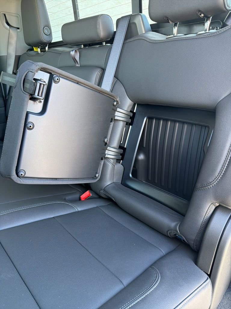 New 2026 Chevrolet Silverado 2500 LTZ w/ LTZ Convenience Package AWD/4WD image 26