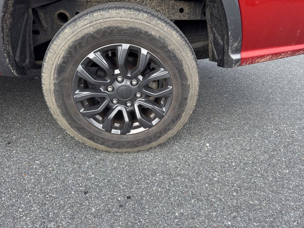 Used 2019 Ford Ranger XLT w/ Equipment Group 302A Luxury image 9