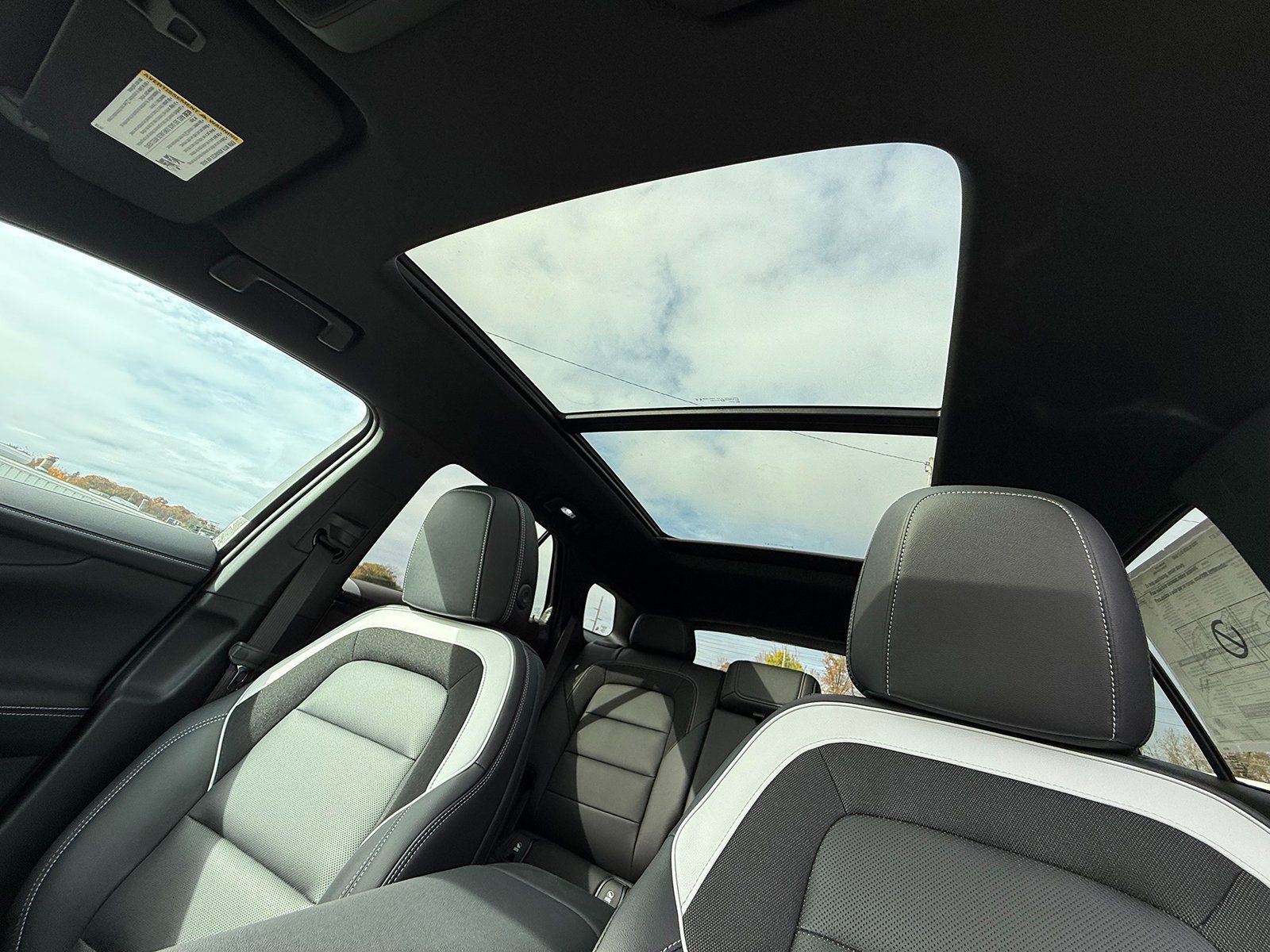 New 2025 Chevrolet Blazer EV LT w/ Super Cruise Package image 49