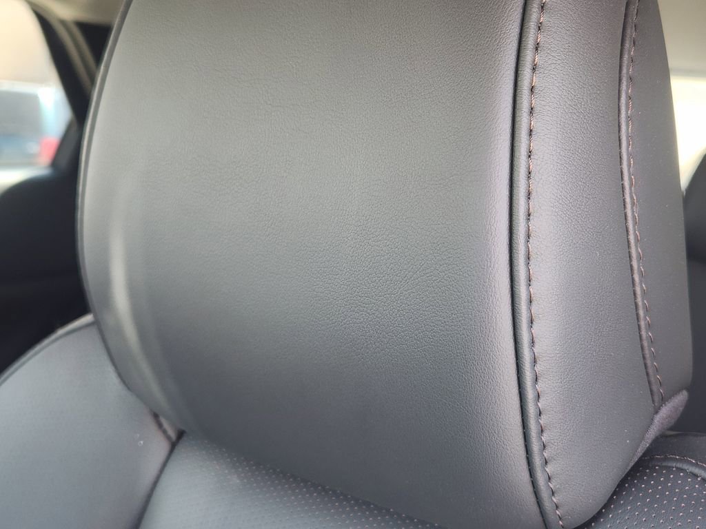 Used 2025 MAZDA CX-30 2.5 Turbo w/ Premium Plus Pkg image 21