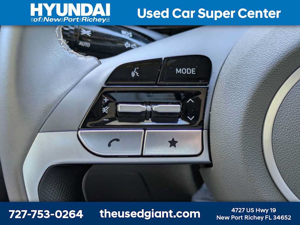Certified 2025 Hyundai Elantra SEL FWD image 28