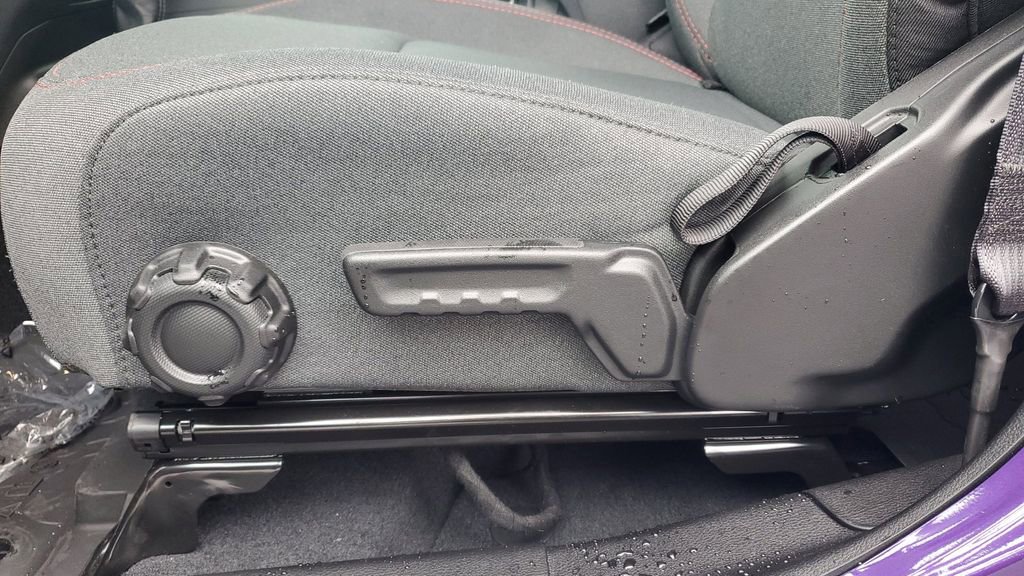 New 2026 Jeep Wrangler Unlimited Rubicon w/ Technology Group image 23