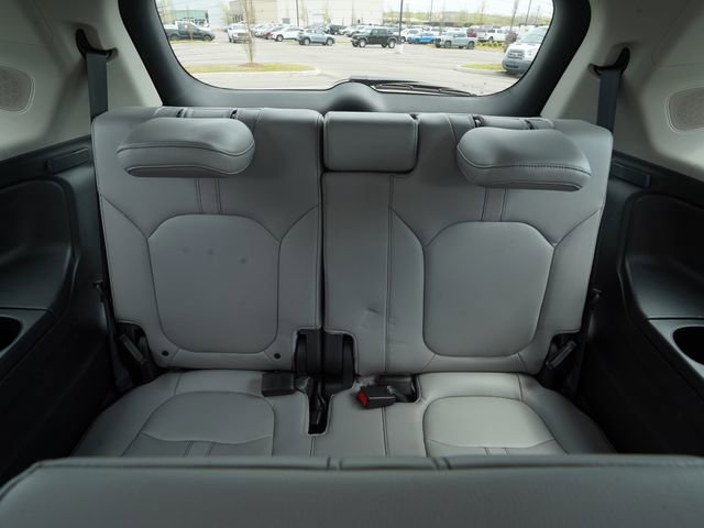 Used 2025 Honda Pilot Touring image 28