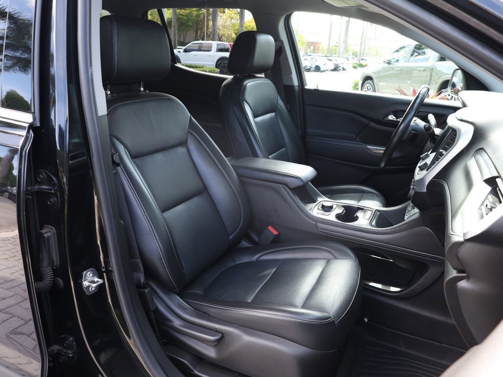 Used 2021 GMC Acadia SLT image 23