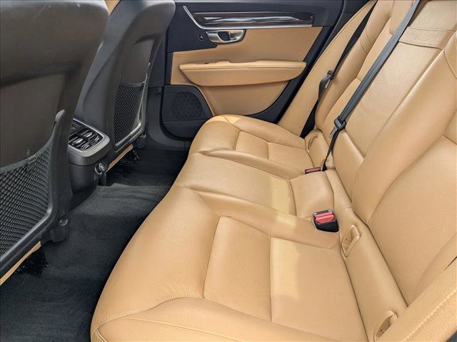 Used 2017 Volvo S90 T5 Momentum w/ Convenience Package FWD image 18