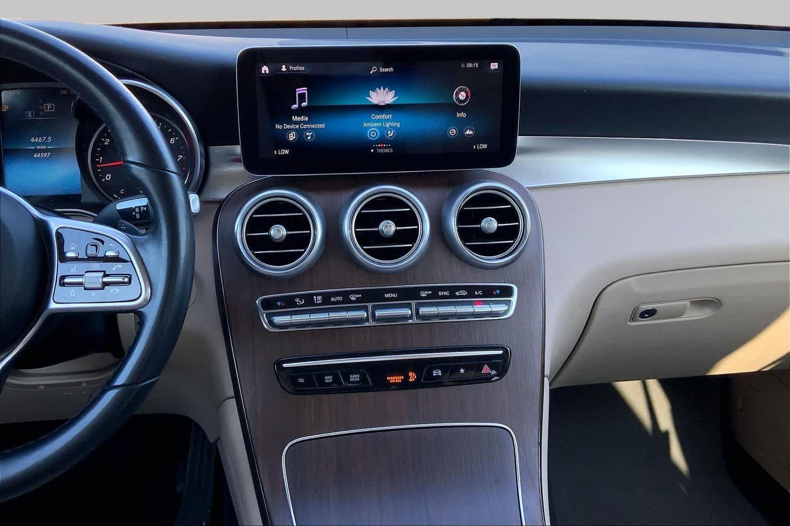 Used 2021 Mercedes-Benz GLC 300 image 6