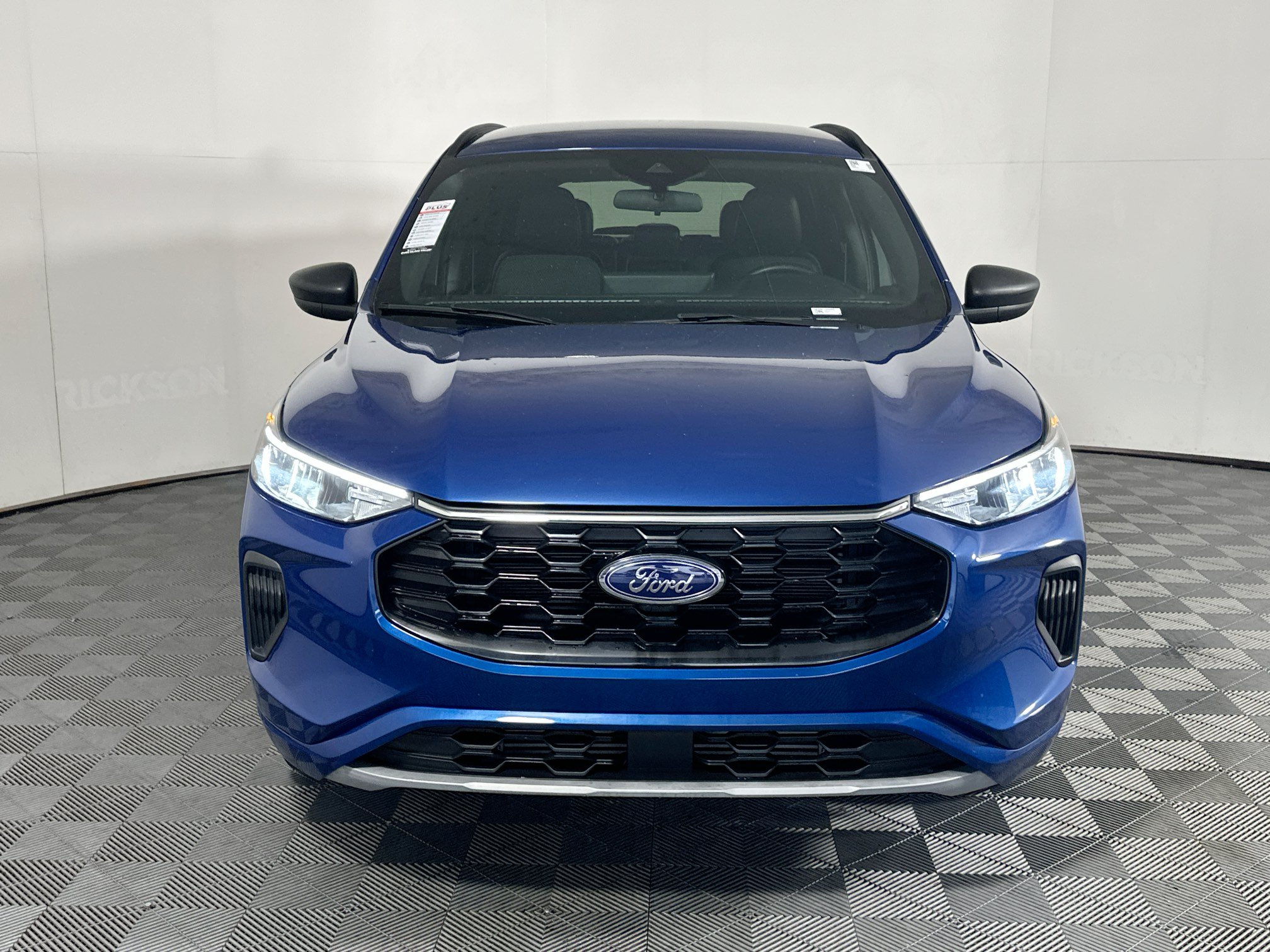 Used 2023 Ford Escape ST-Line w/ Tech Pack #1 FWD image 8