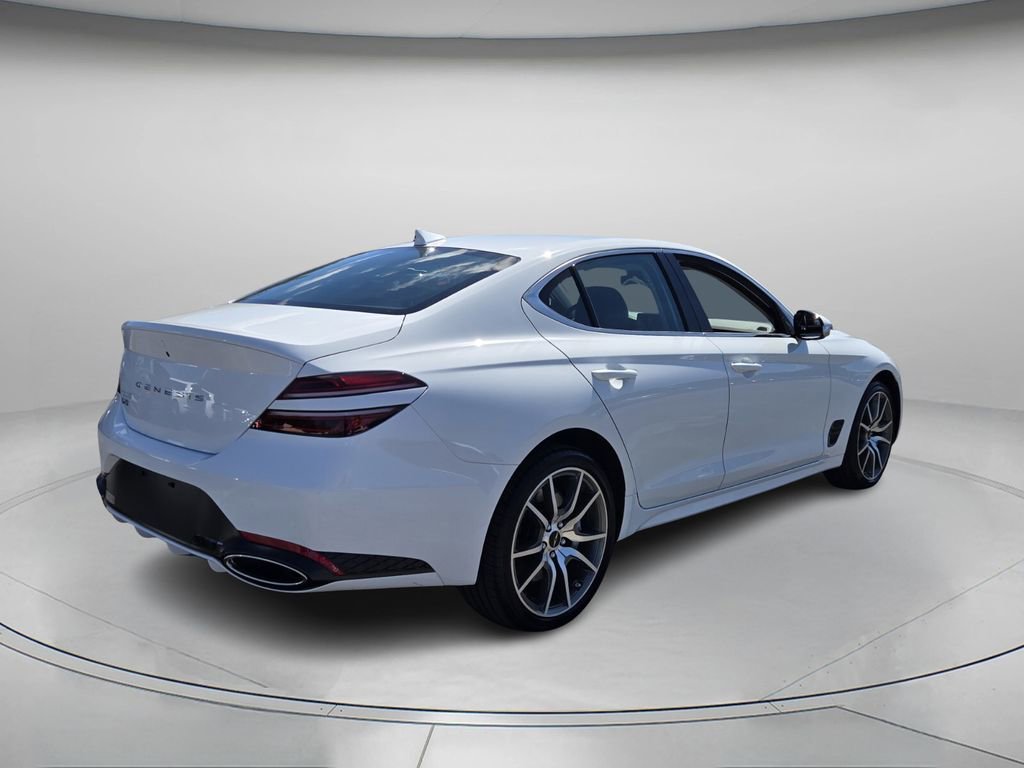 Used 2026 Genesis G70 2.5T RWD image 8