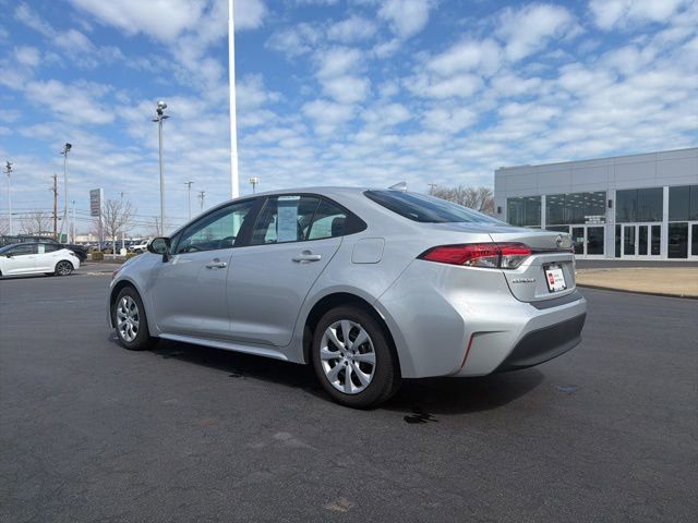 Certified 2023 Toyota Corolla LE image 5