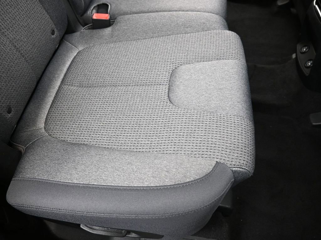 Used 2023 Hyundai Santa Fe SEL image 16