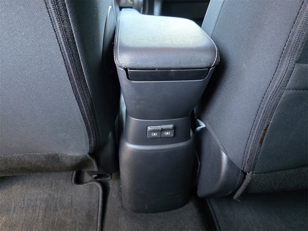 Used 2022 Nissan Kicks S image 13