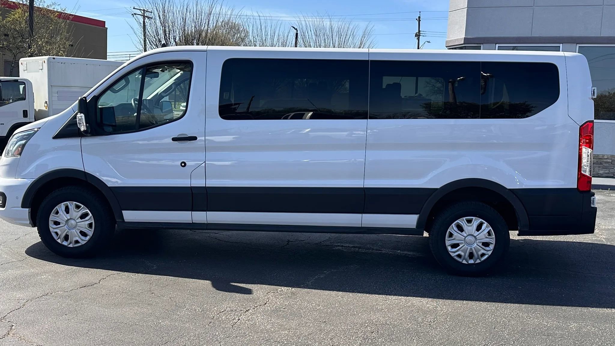 Used 2023 Ford Transit 350 XLT image 8