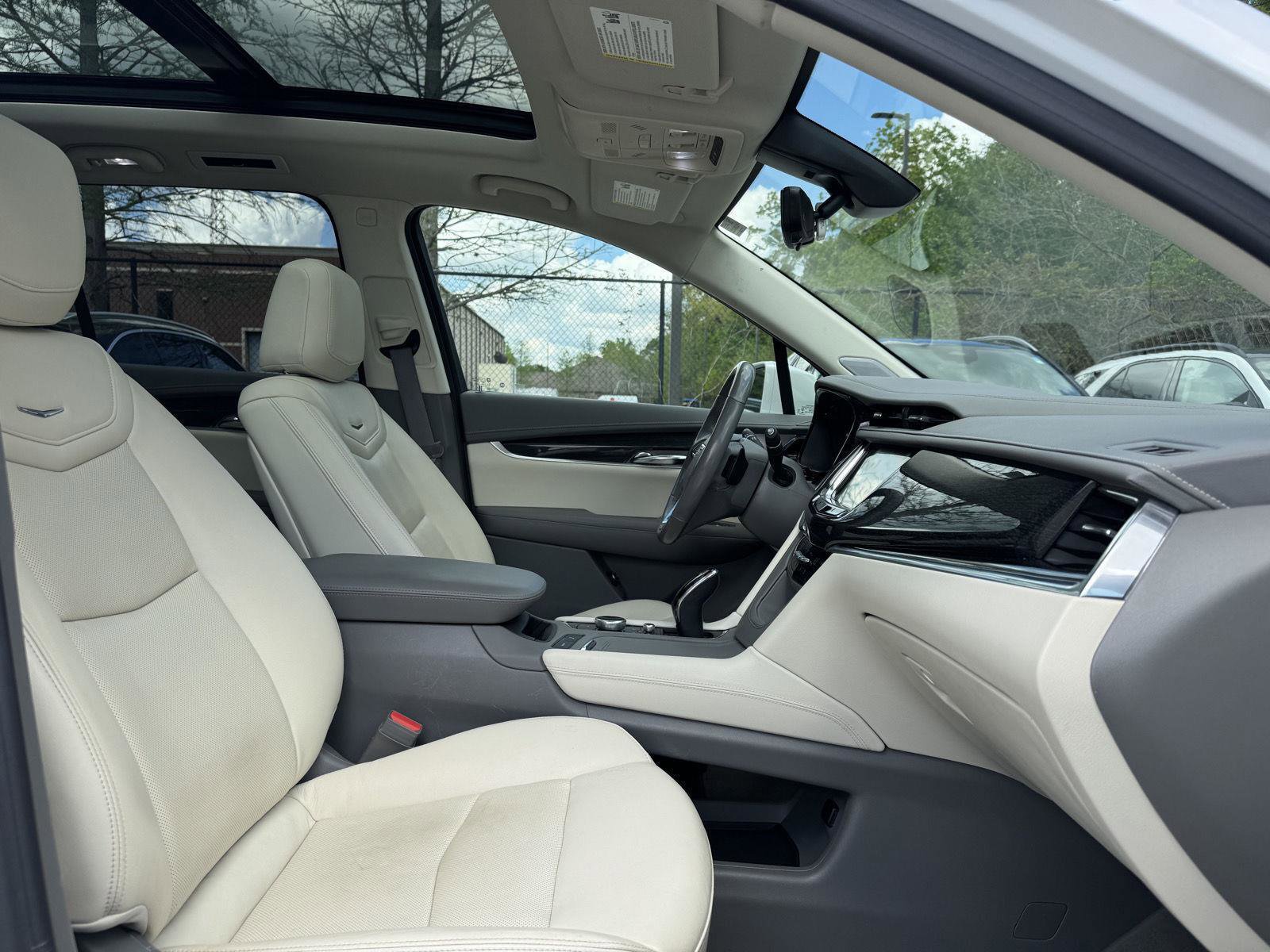 Used 2020 Cadillac XT6 Premium Luxury image 30