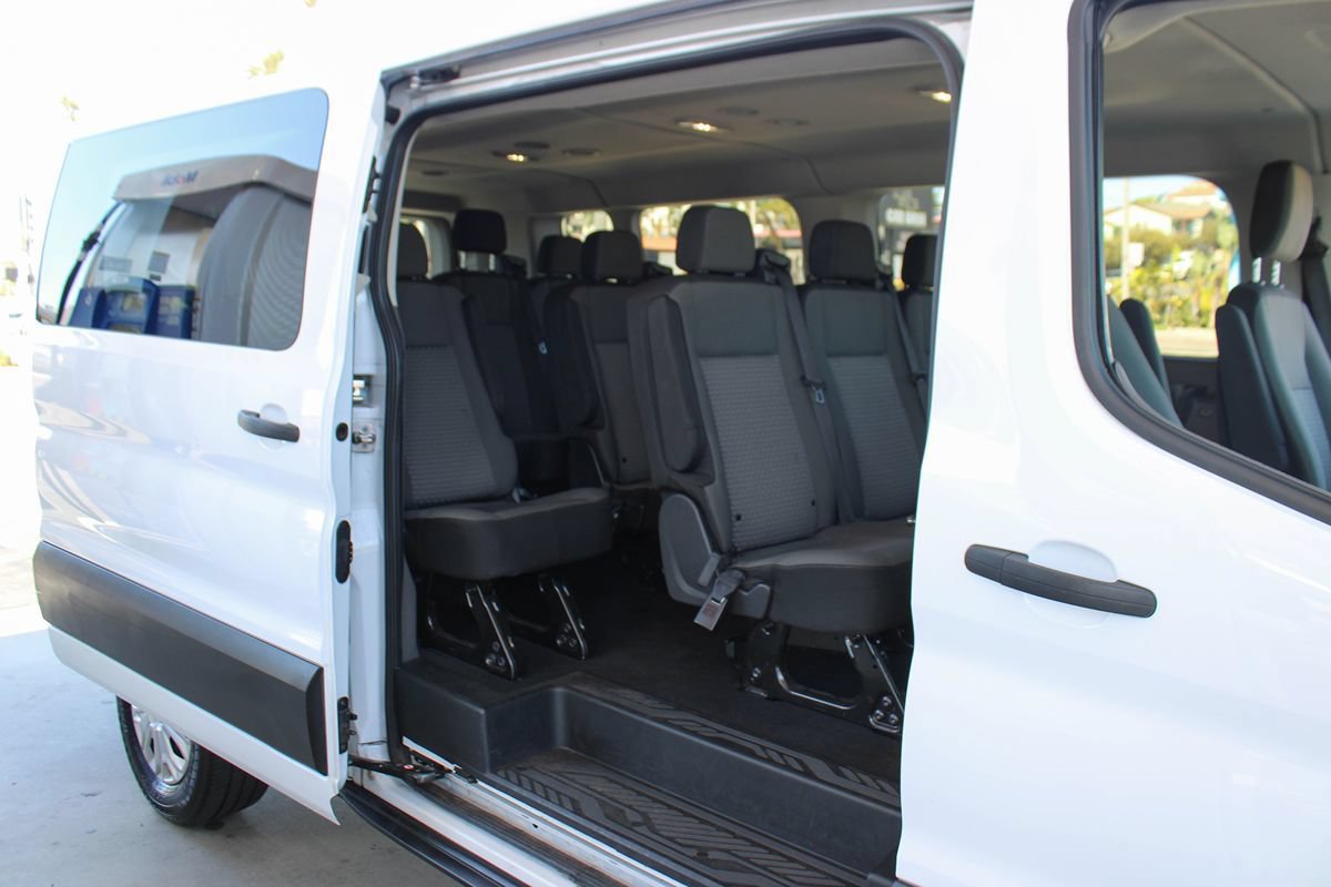 Used 2023 Ford Transit 350 XLT RWD image 23