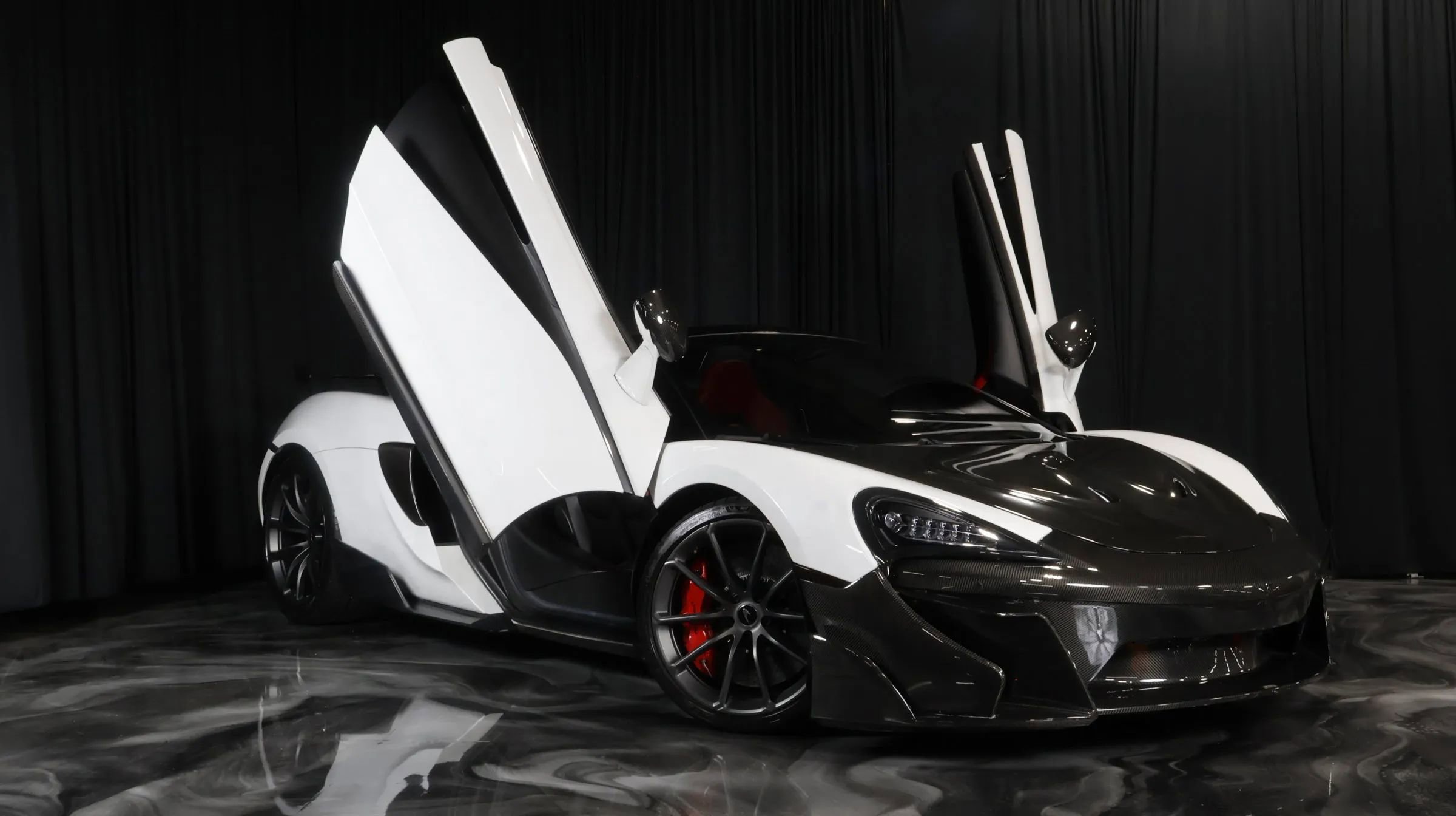Used 2016 McLaren 570S Coupe image 5