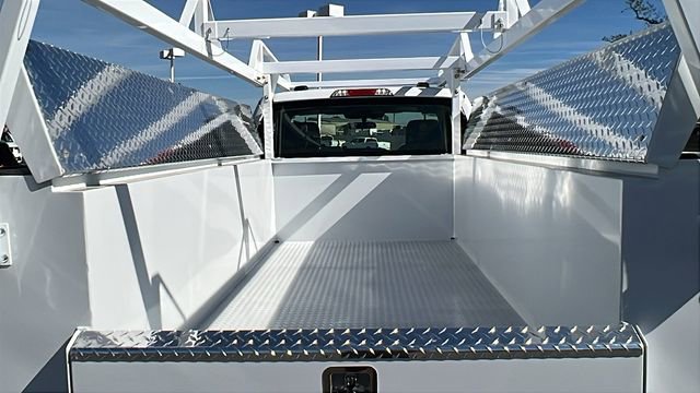 New 2026 Ford F250 XL w/ XL Chrome Package image 15