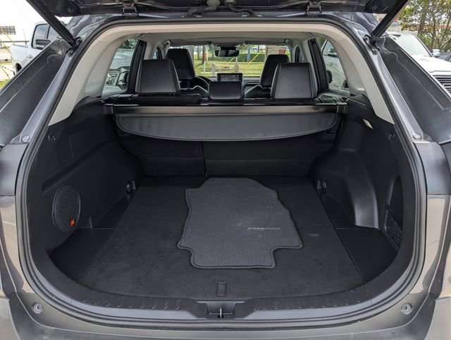 Used 2022 Toyota RAV4 Limited image 29
