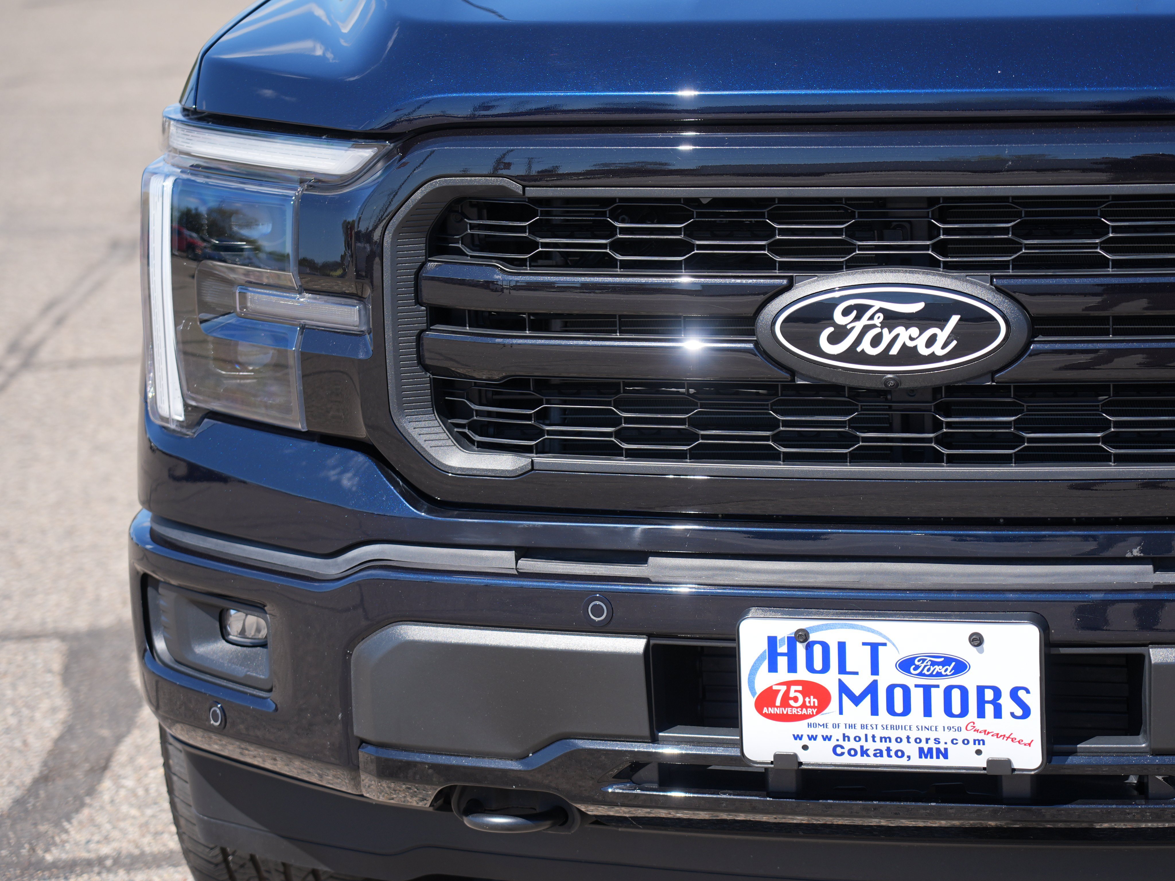 Used 2025 Ford F150 Lariat w/ Equipment Group 501A Mid AWD/4WD image 11