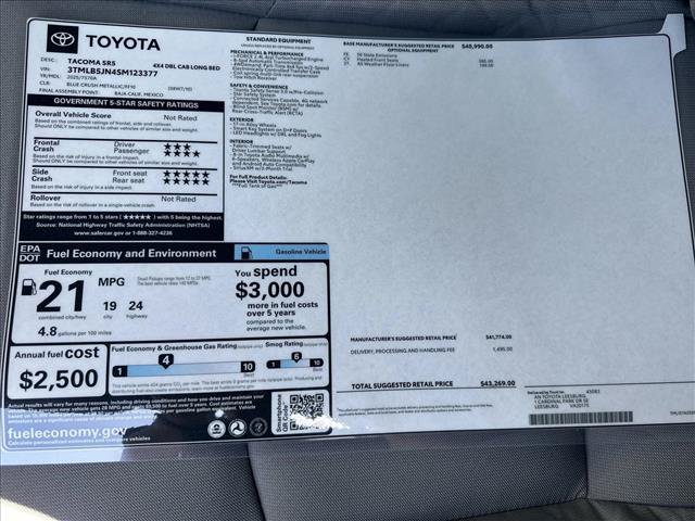 Certified 2025 Toyota Tacoma SR5 AWD/4WD image 18