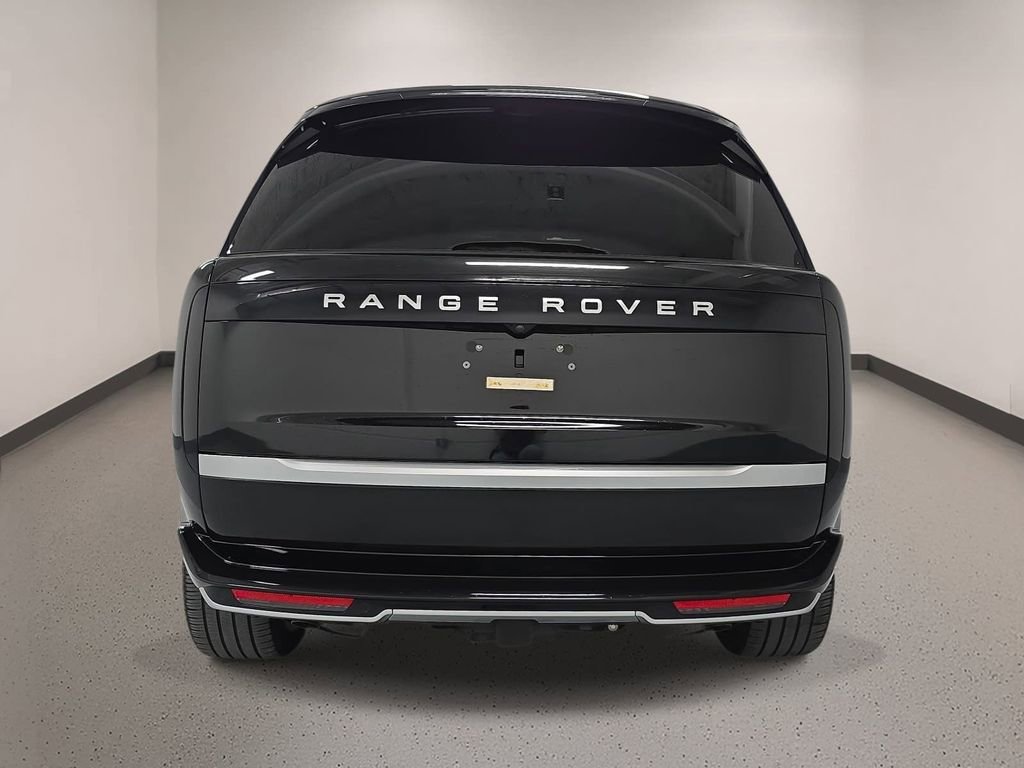 Used 2024 Land Rover Range Rover Long Wheelbase Autobiography AWD/4WD image 6