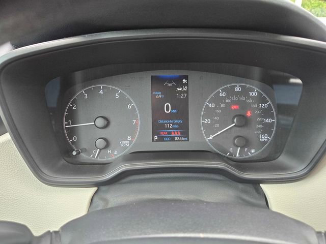 Used 2025 Toyota Corolla LE image 20