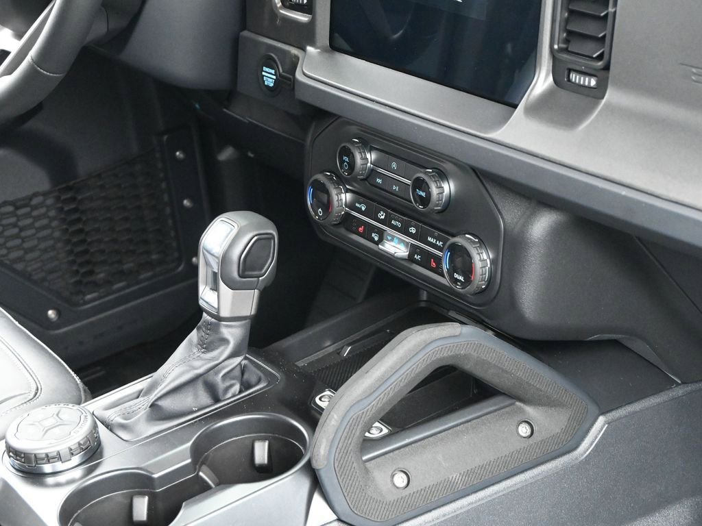 New 2025 Ford Bronco Big Bend w/ Black Diamond Package image 38