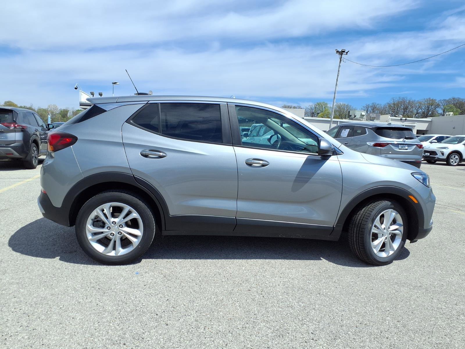 Used 2023 Buick Encore GX Preferred w/ Cold Weather Comfort Package image 31