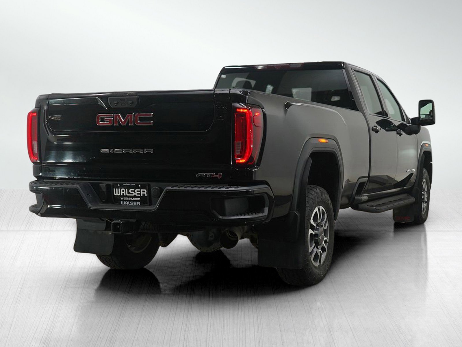 Used 2022 GMC Sierra 2500 AT4 w/ Gooseneck/5TH Wheel Package image 5