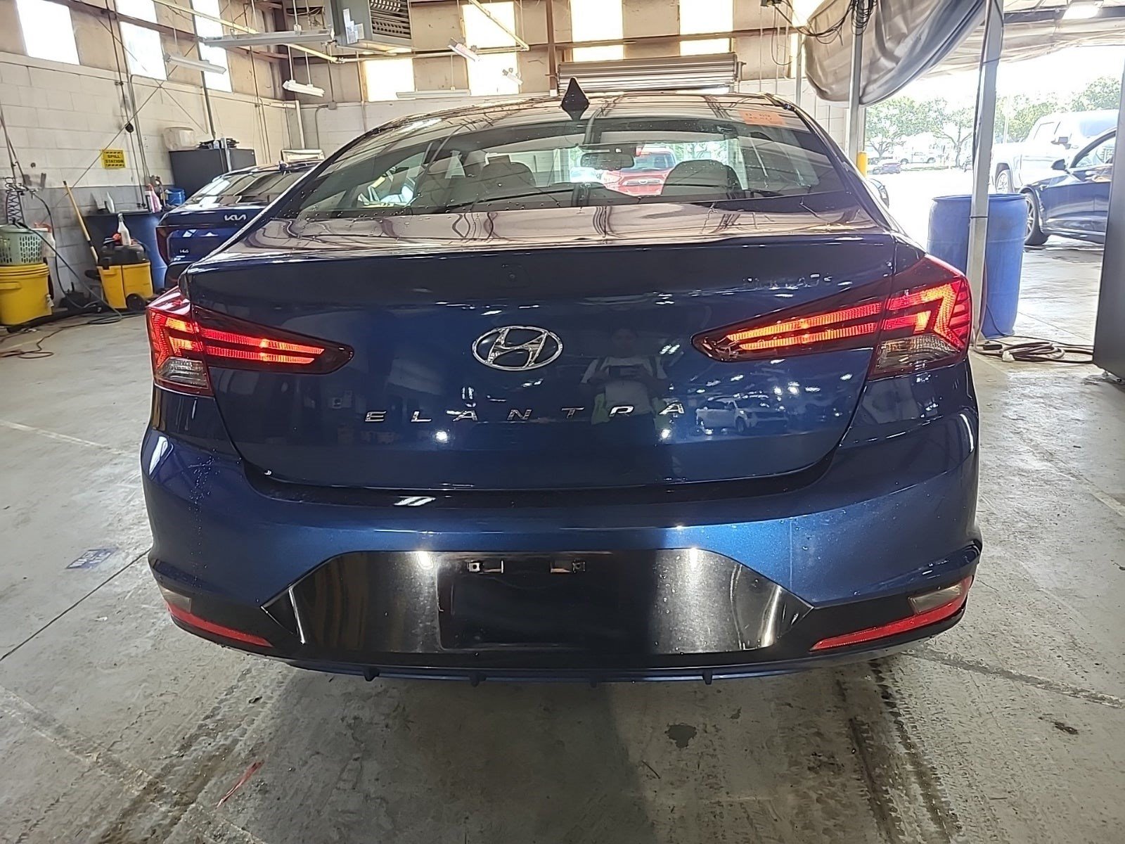 Used 2020 Hyundai Elantra Value Edition FWD image 7