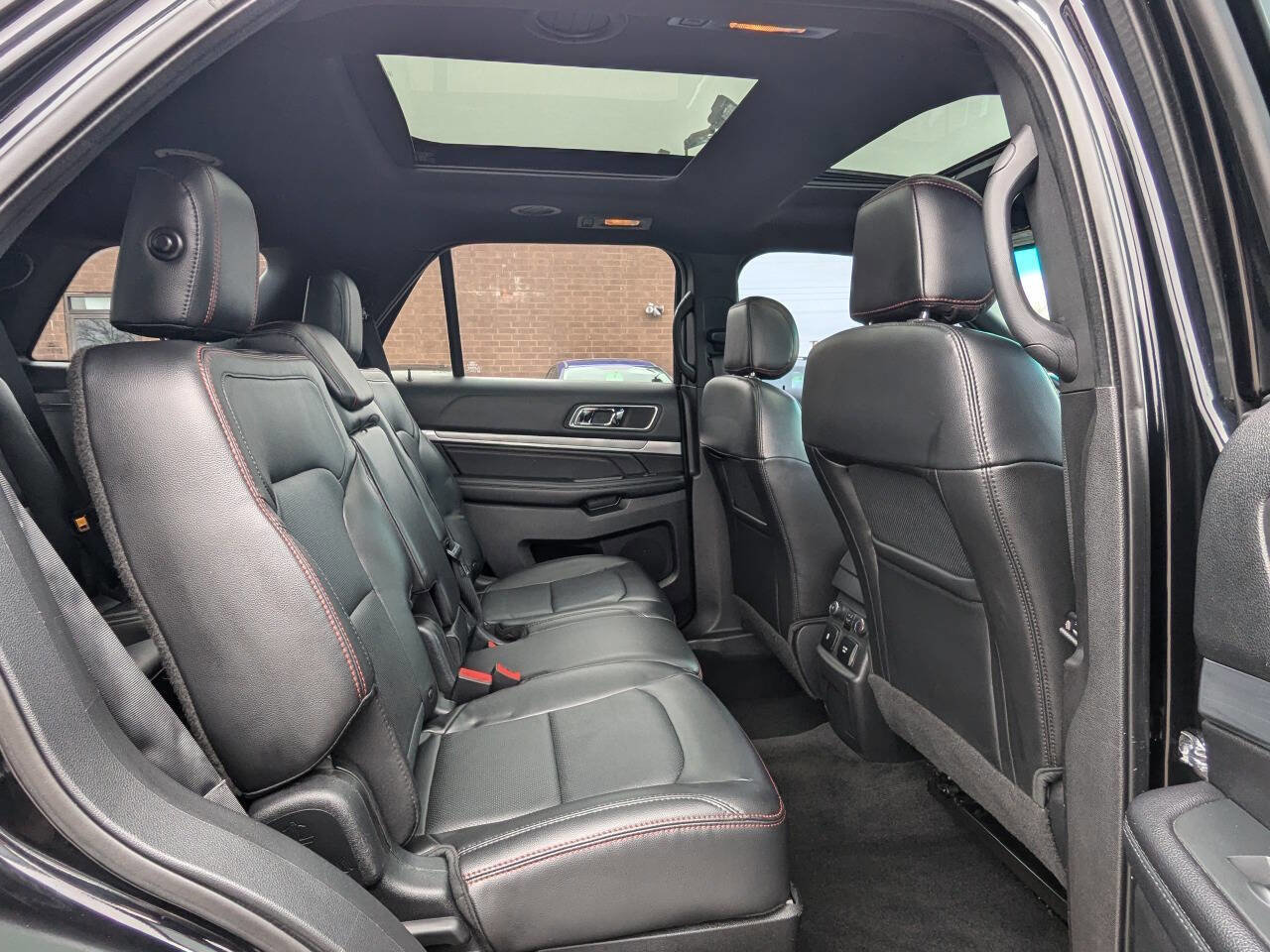 Used 2017 Ford Explorer Sport image 15