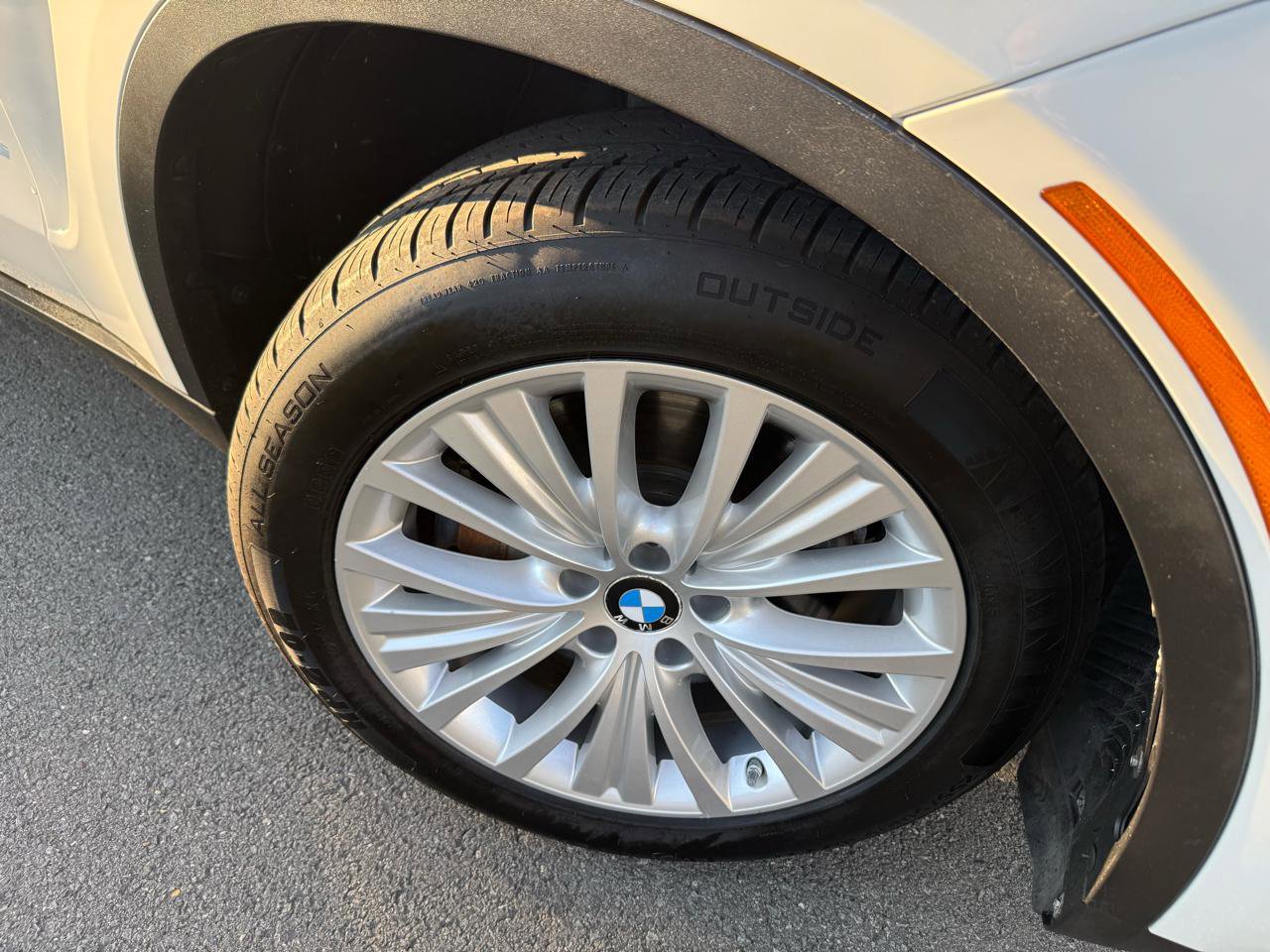 Used 2015 BMW X5 xDrive50i AWD/4WD image 48