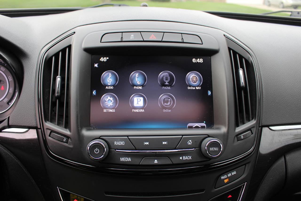 Used 2014 Buick Regal FWD image 25
