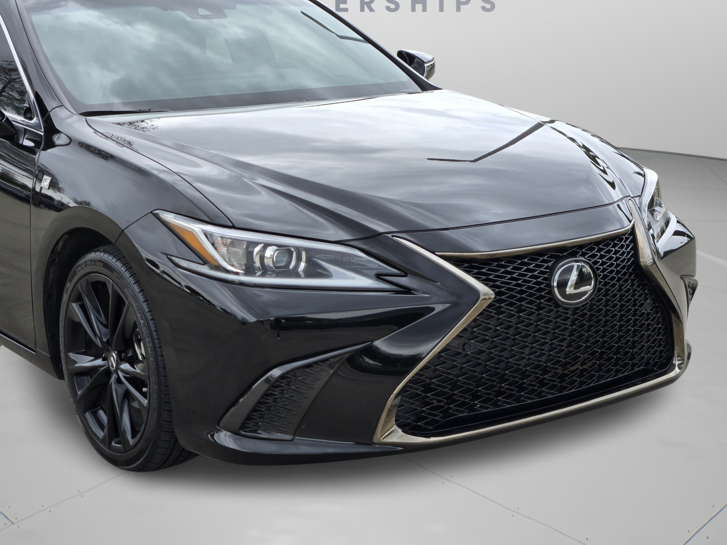 Certified 2022 Lexus ES 350 F Sport w/ Accessory Package 2 FWD image 36