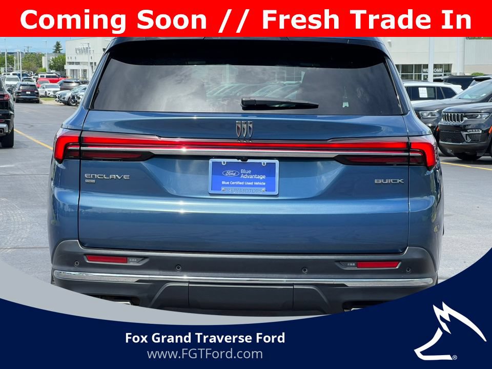 Used 2025 Buick Enclave Preferred AWD/4WD image 38